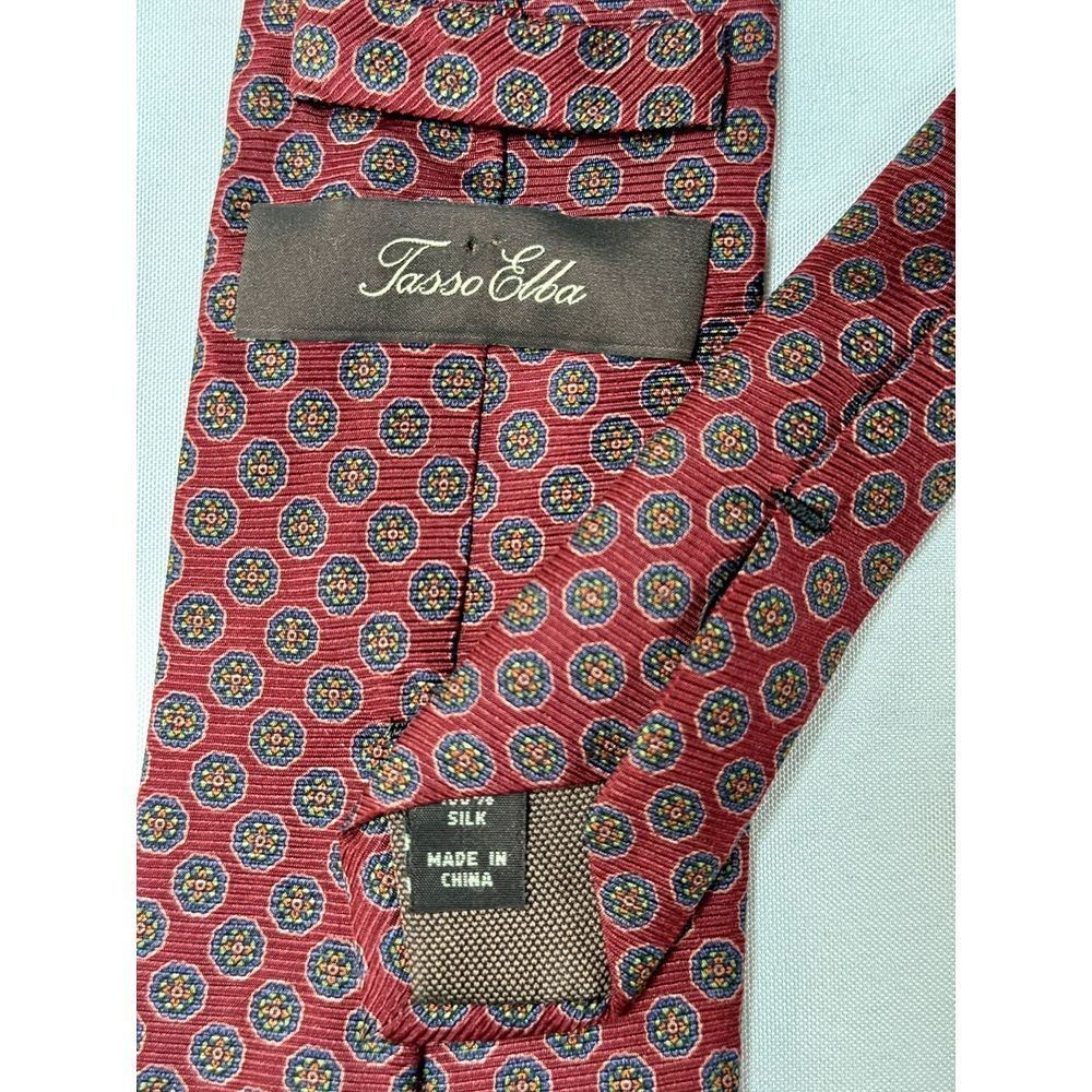Tasso Elba Men's 100% Silk Tie ~ Red ~‎ Medallion Designer Textured Good